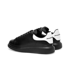 ALEXANDER MCQUEEN OVERSIZED SNEAKER 'BLACK WHITE TAB'
