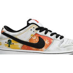 NIKE SB DUNK LOW ‘TIE-DYE RAYGUN – WHITE’