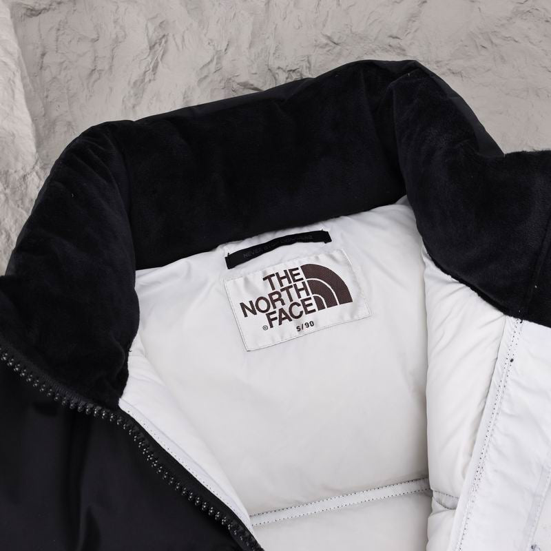 The North Face (Coat #3 Unisex)