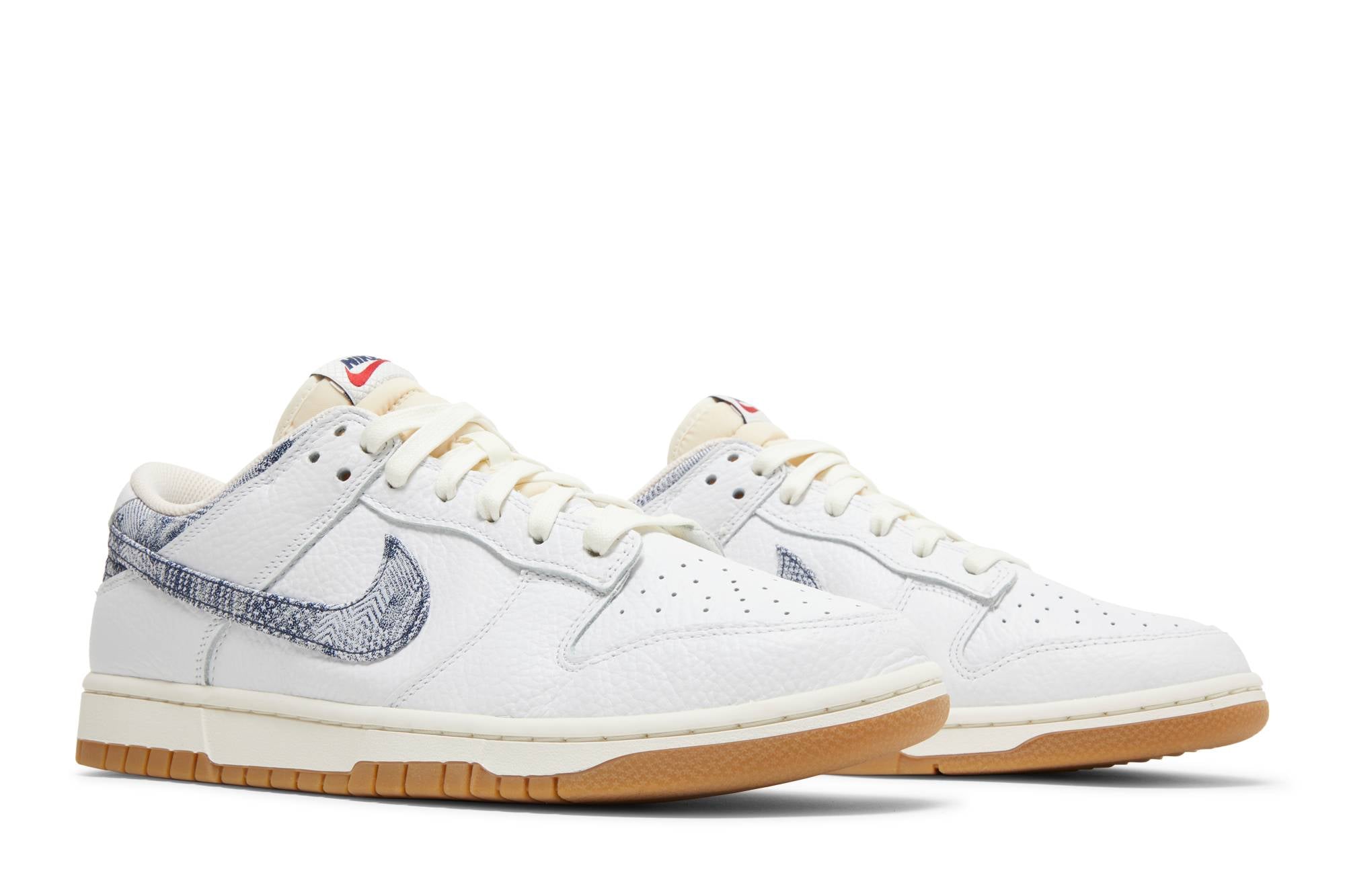 NIKE DUNK LOW ‘WASHED DENIM’