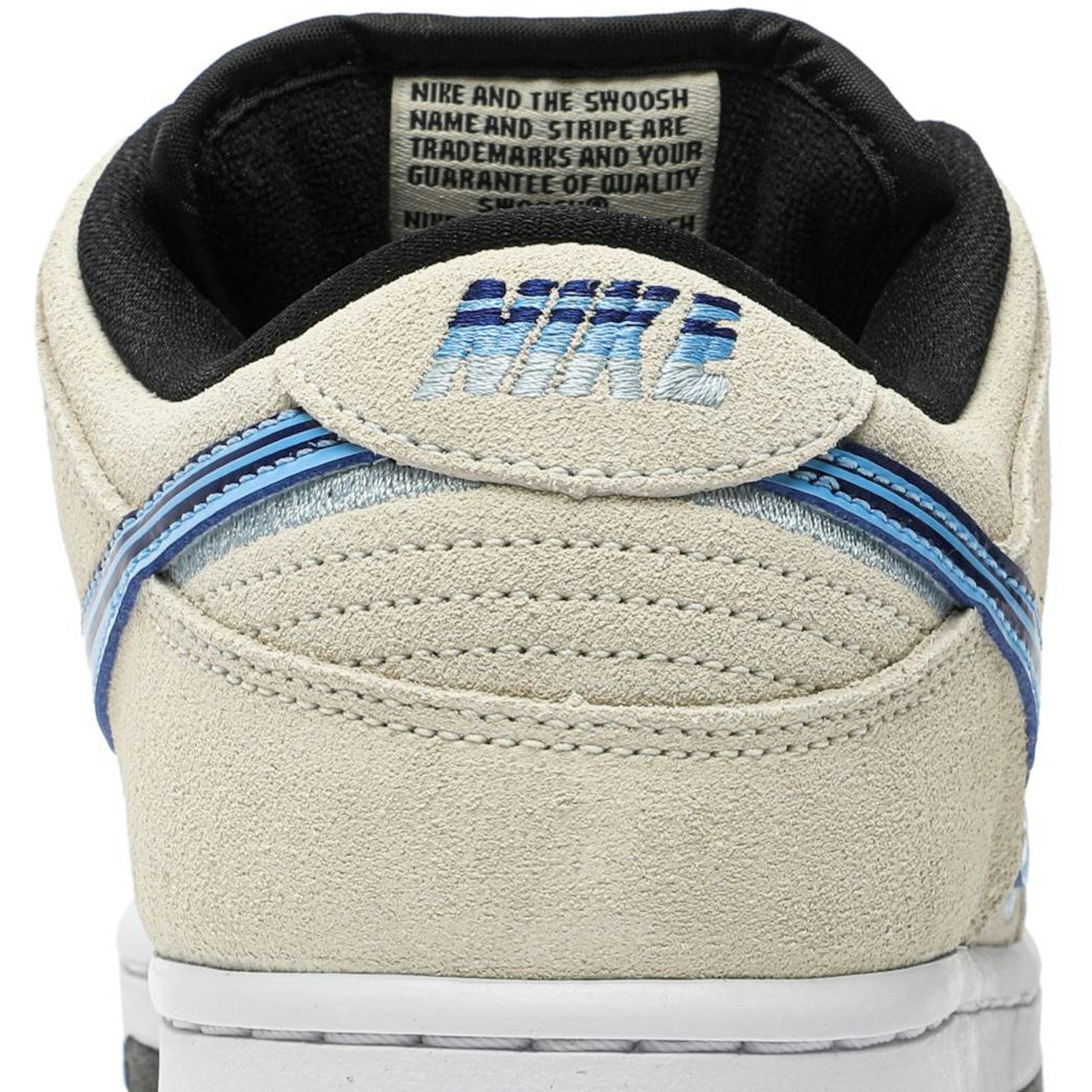 NIKE SB DUNK LOW ‘TRUCK IT’